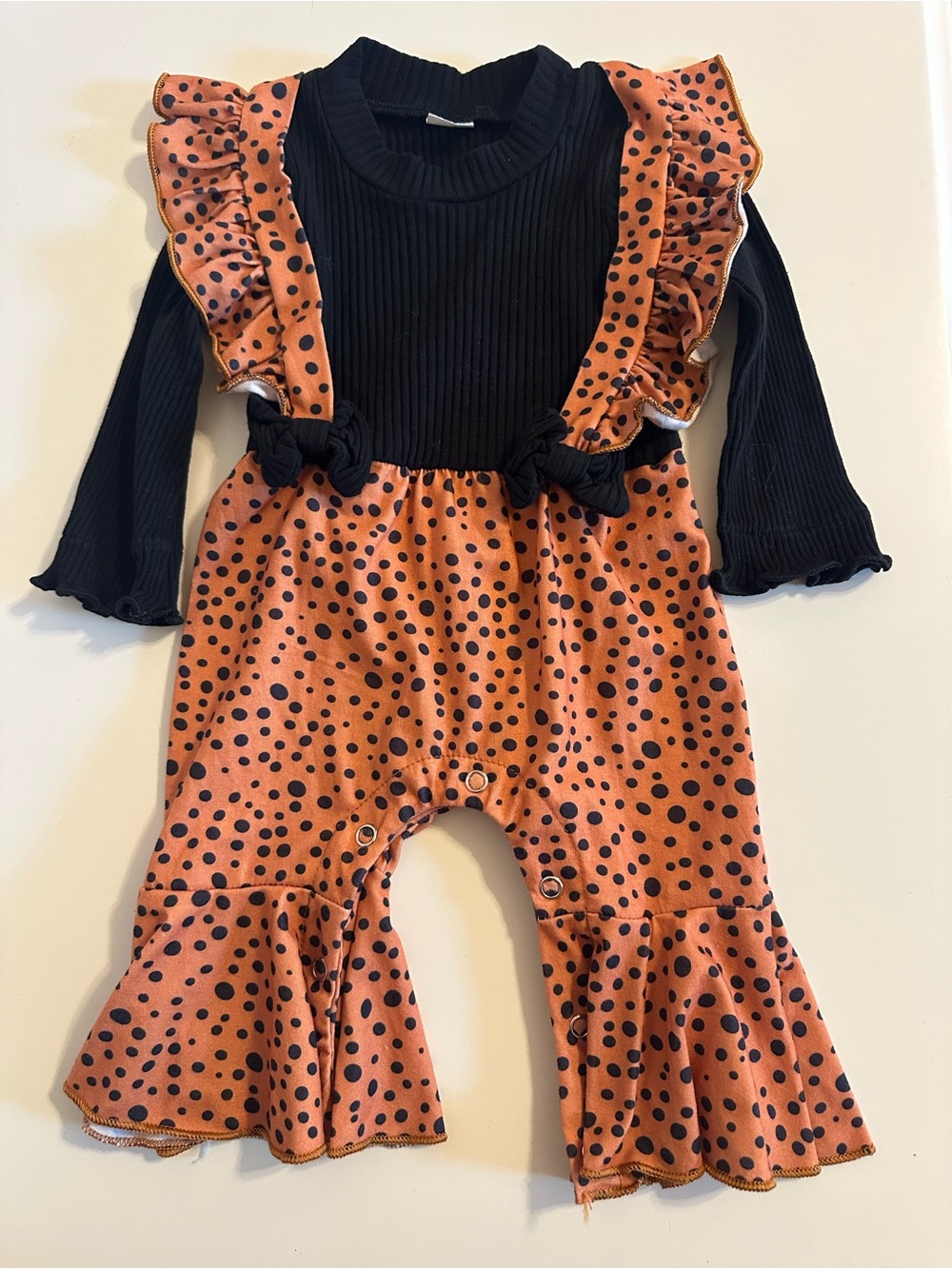 Baby Girls Fall Orange & Black Polka Dot Outfit. 0-3 Months